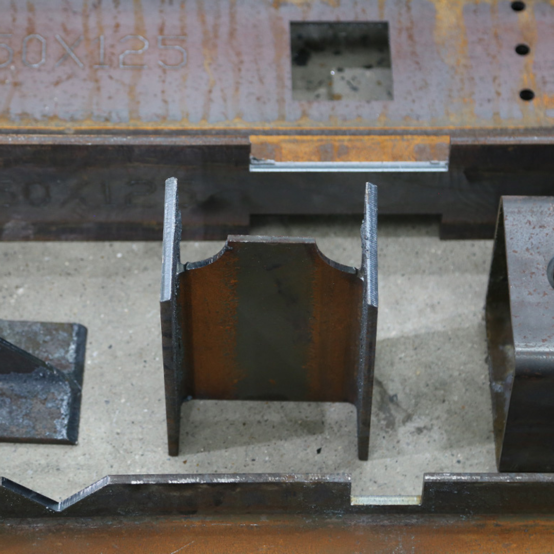 SUPERIOR TubeX Series Heavy-duty 3D Laser Profile and Pipe Cutting Machine - Image 6