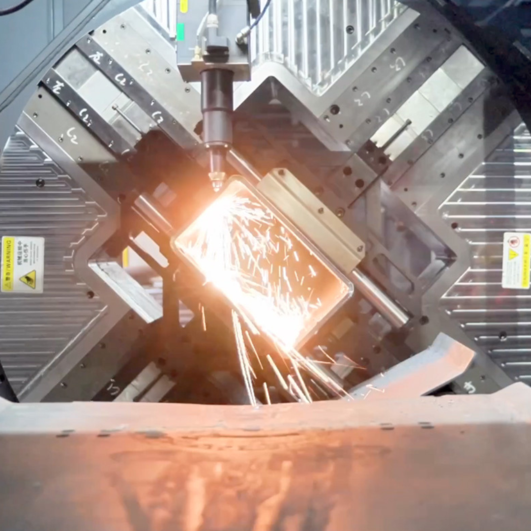 SUPERIOR TubeX Series Heavy-duty 3D Laser Profile and Pipe Cutting Machine